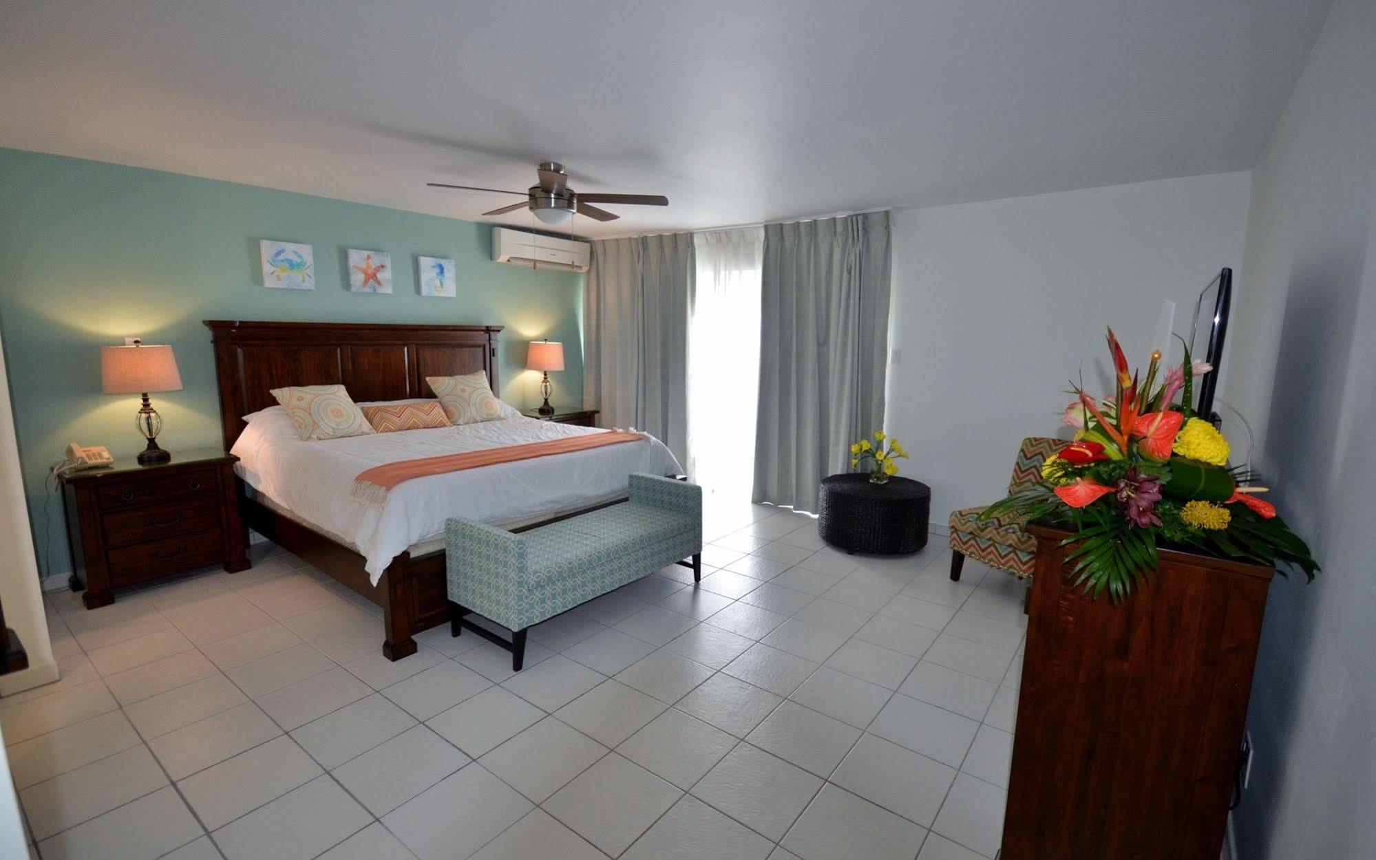 The Atrium Beach Resort And Spa, Ascend Hotel Collection Simpson Bay Exterior foto